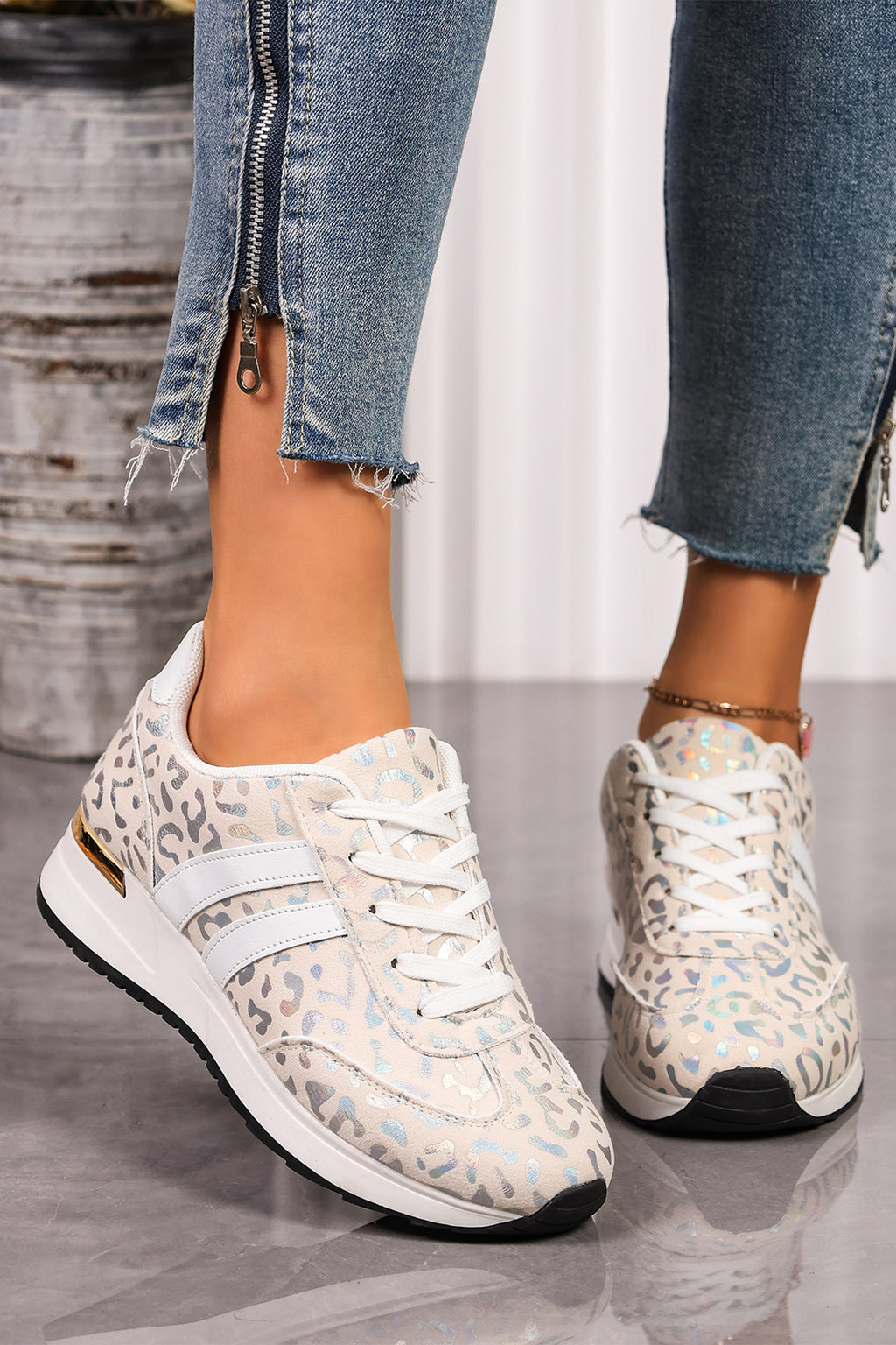Lace-Up Low-Top Sneakers with Rubber Sole