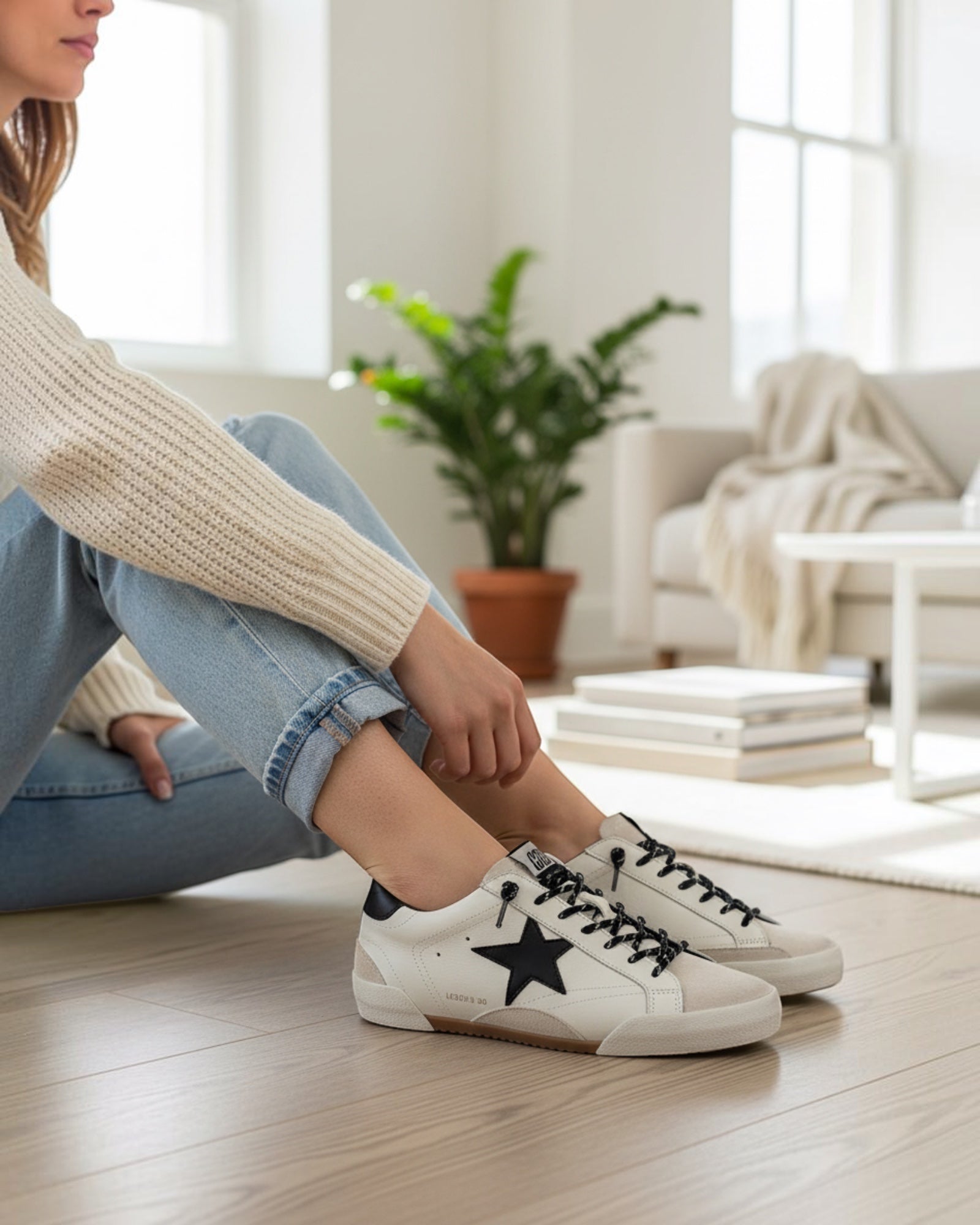 Heel Yeah Boutique Vintage Havana Legend sneakers in white leather and suede with a black star and slip-on design.
